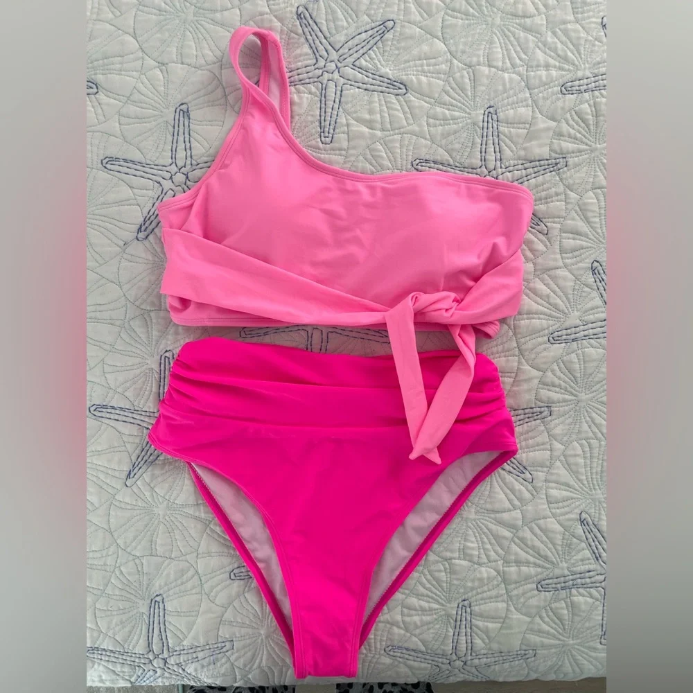 NEW Pink Queen One-Shoulder Dual Pink Bikini Swimsuit Set - Picture 2 of 4